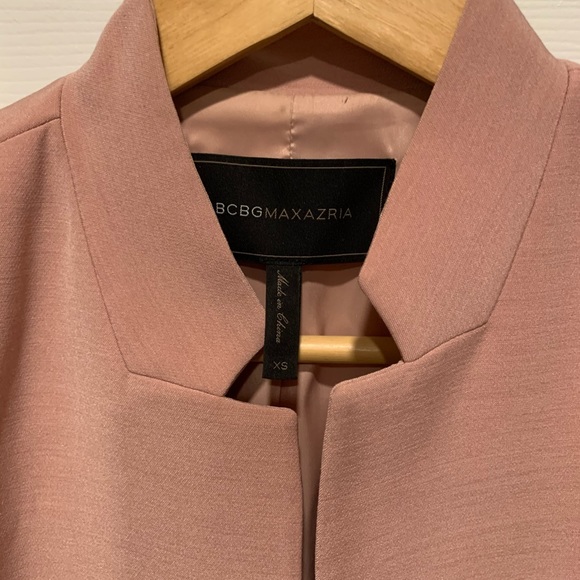 Blush pink BCBGMAXAZRIA blazer - Picture 4 of 5